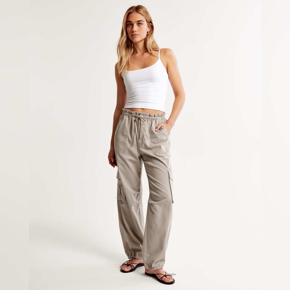 Abercrombie A&F Women’s Baggy Utility Pant Taupe Small NWOT